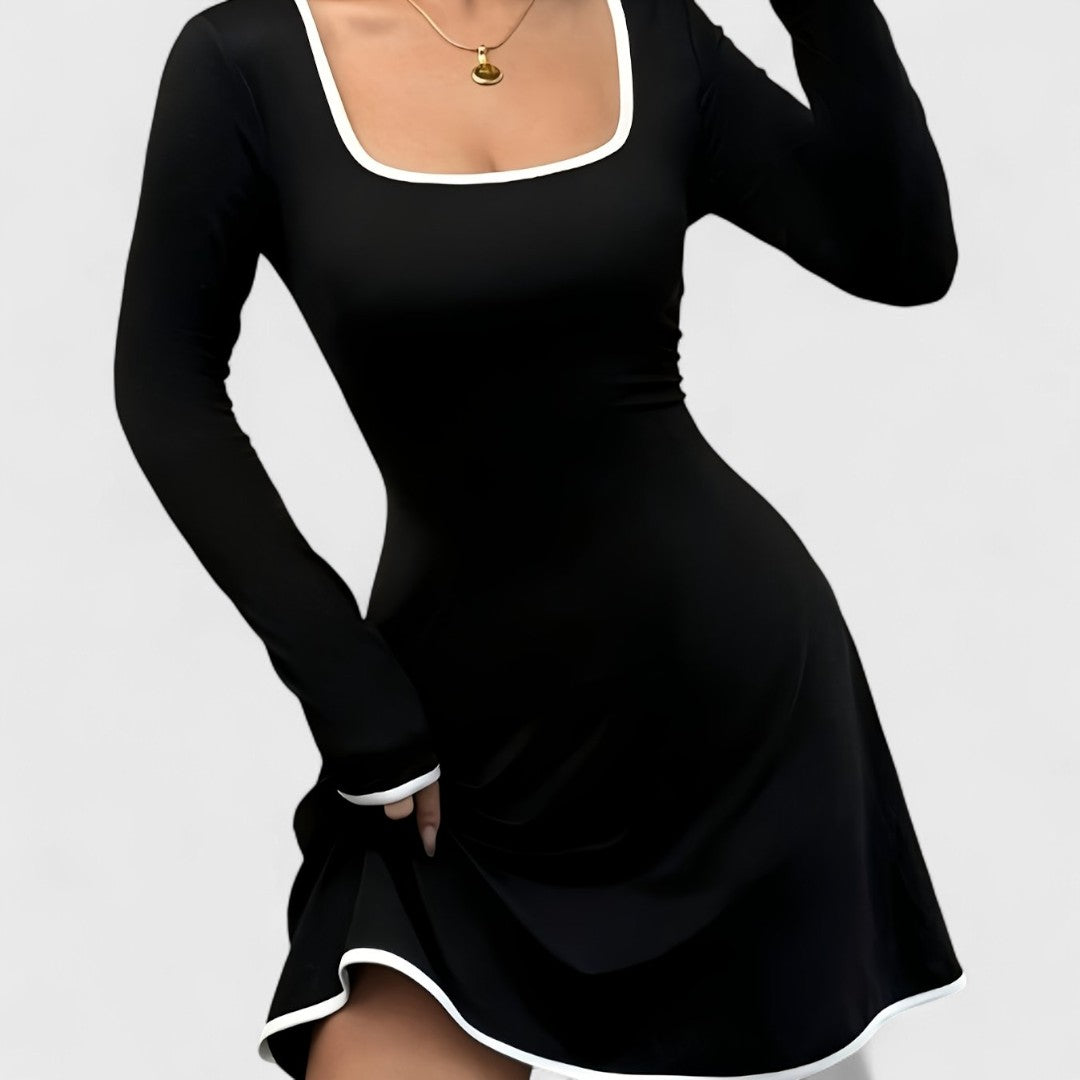 Antonia - Elegant Flared Long Sleeve Dress