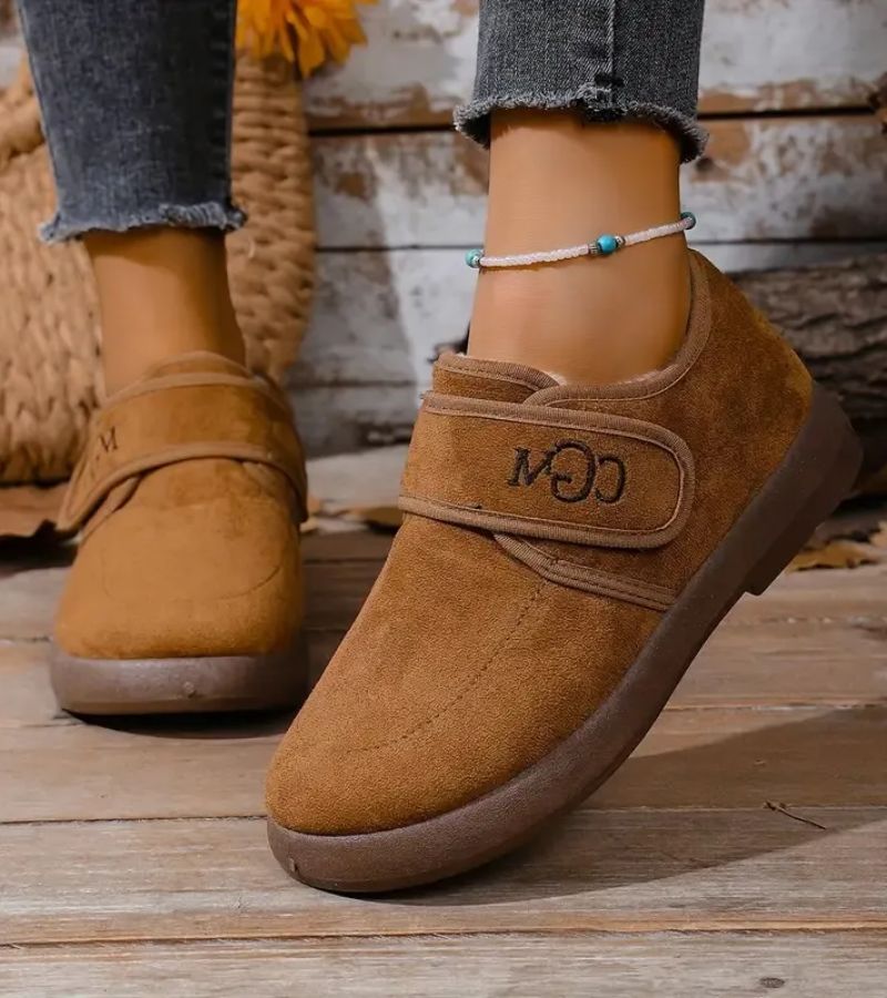 Kaira | Orthopedic Shoes