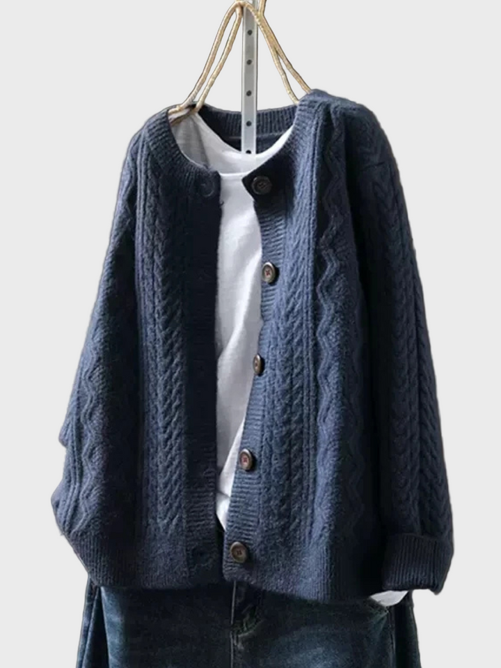 Lucia | Classic Cardigan