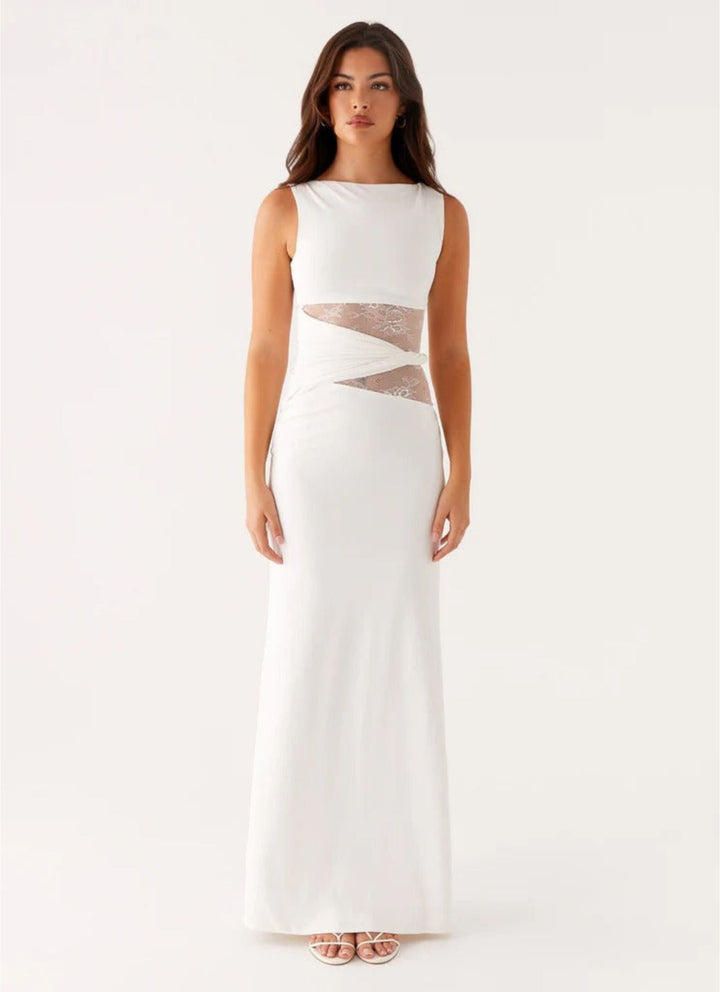 Leni - Fitted maxidress with discreet cuts and laces