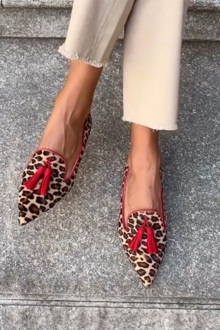 Daphne | Red Tassel Pointed Loafers