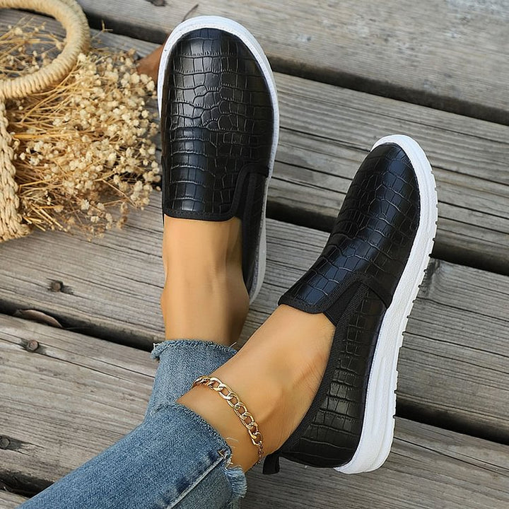 Petra | Chic Moccasin Footwear