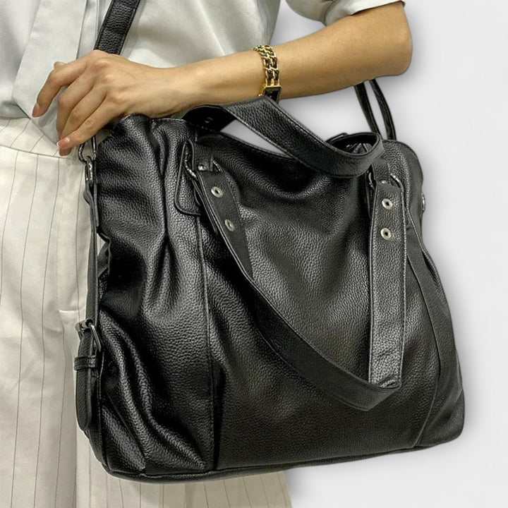 Annie | Chic Hobo Shoulder Bag