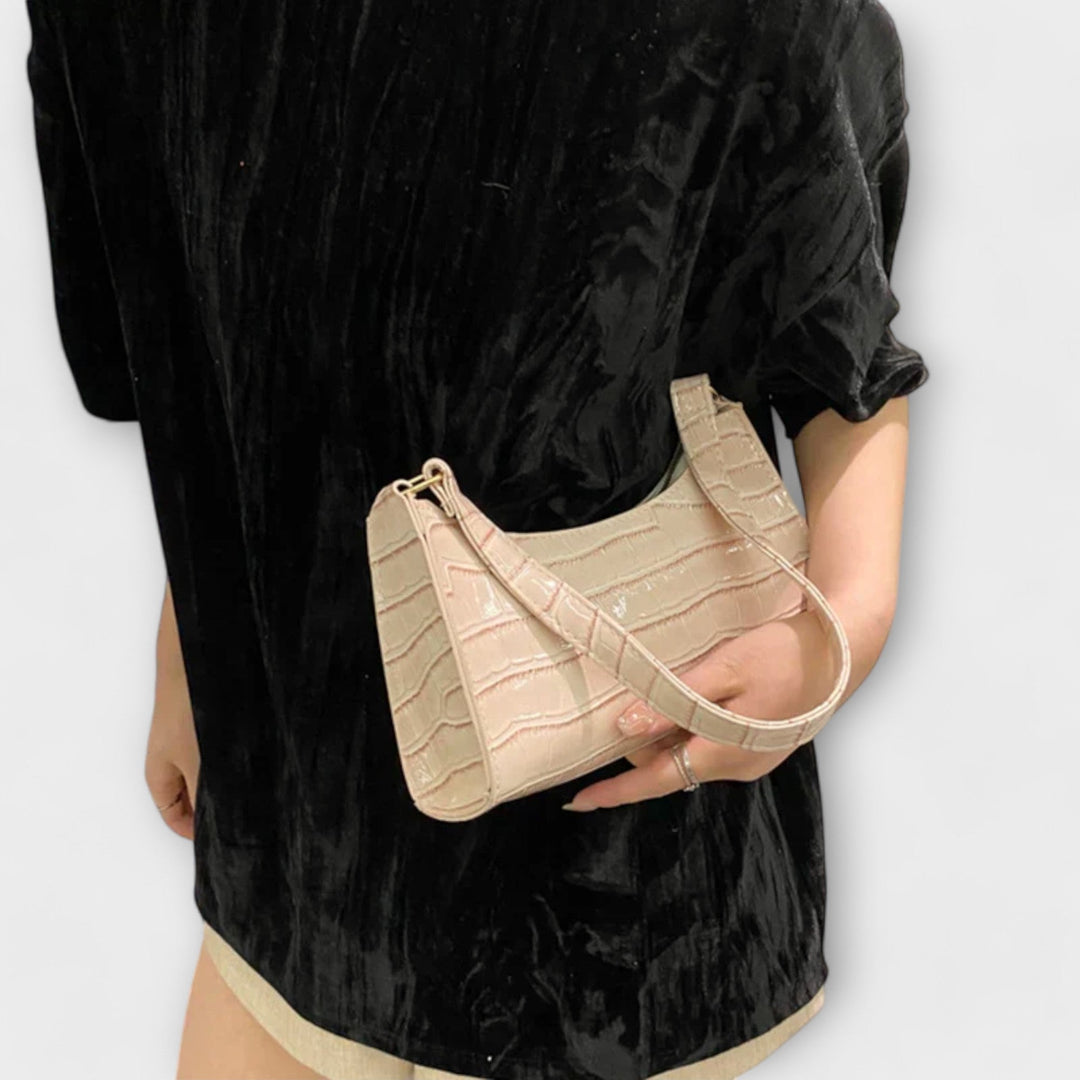 Annie | Glossy Leather Handbag