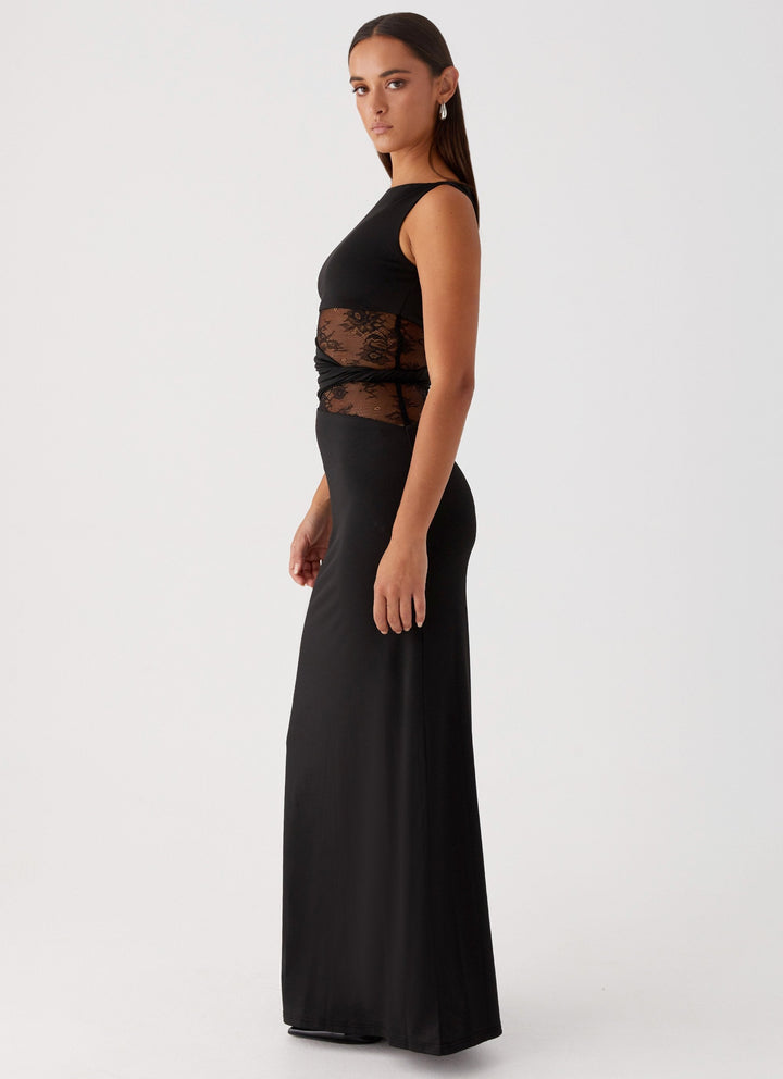 Leni - Fitted maxidress with discreet cuts and laces