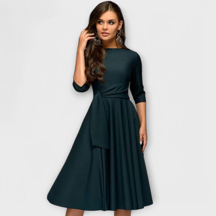 Marie - Elegant Suspended Dress