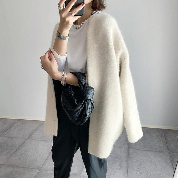 Chloé™ | Luxuriously Cozy Cardigan