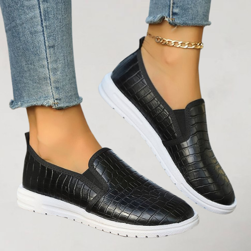 Petra | Chic Moccasin Footwear
