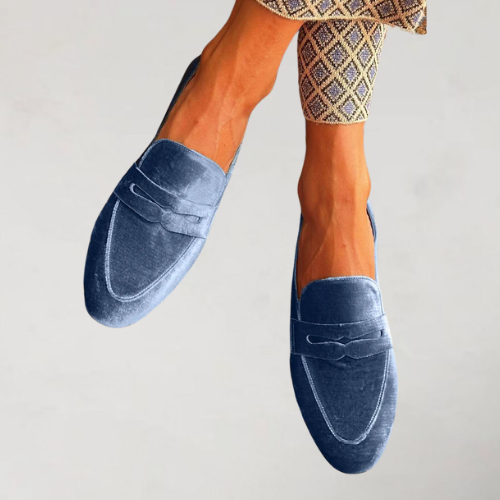 Alice | Velvet Loafers