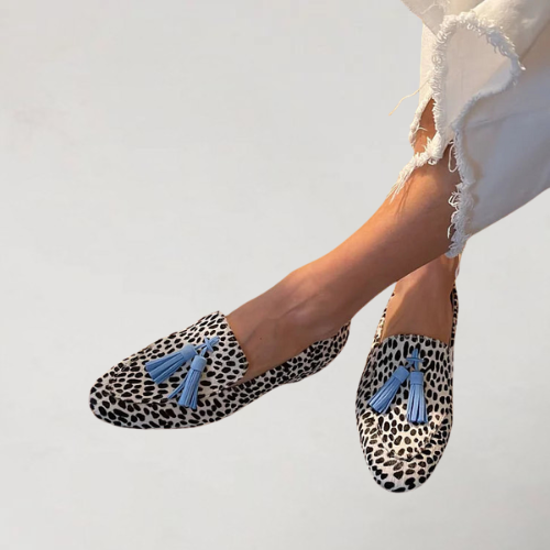 Christel | Dotted Loafer