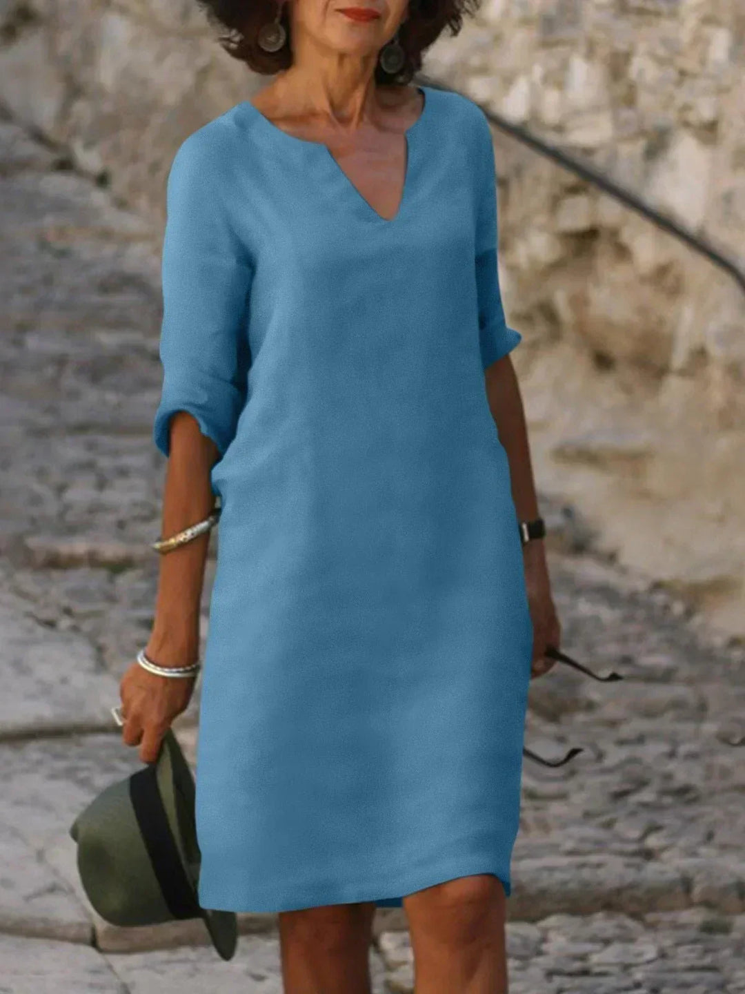 Alice | Elegant Dress with V-neck