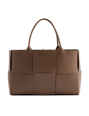 Serelune Tote Bag by Annie