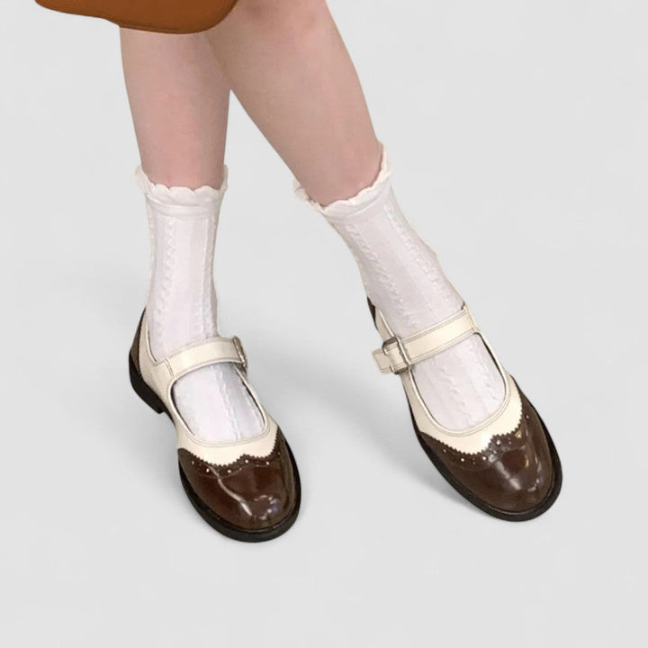 Annie | Laura Classic Mary Jane Shoes