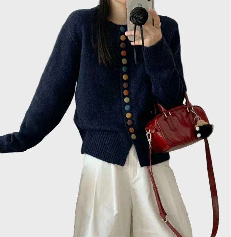 Mila | Classic Cardigan