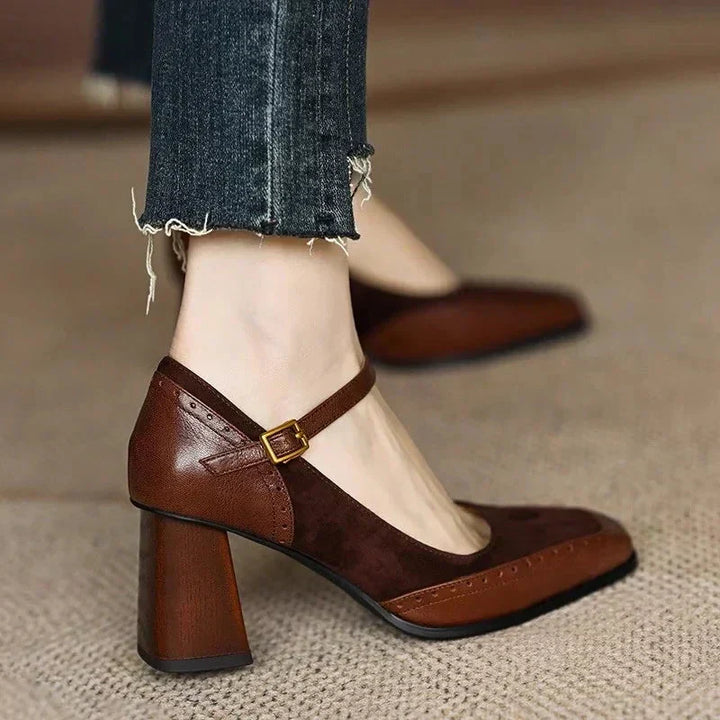 Annie | Timeless Classic Pumps