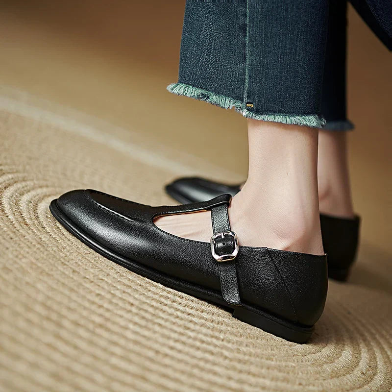 Annie | Elegant Low Heel Pumps