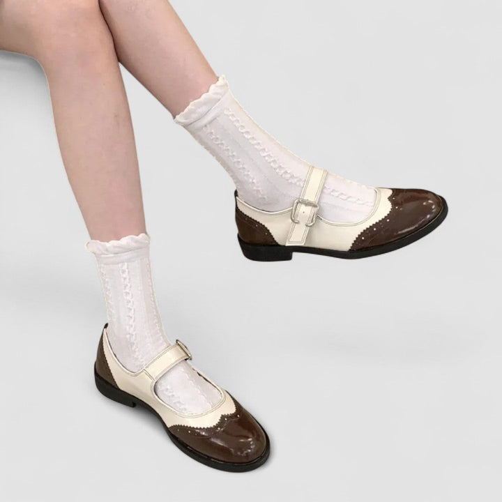 Annie | Laura Classic Mary Jane Shoes