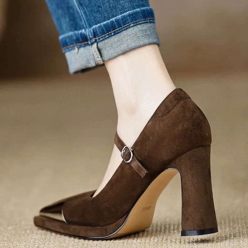 Annie | Mora Chic Heeled Pumps