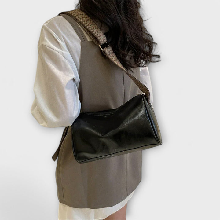 Annie | Retro-Inspired Crossbody Bag