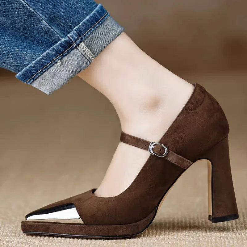 Annie | Mora Chic Heeled Pumps