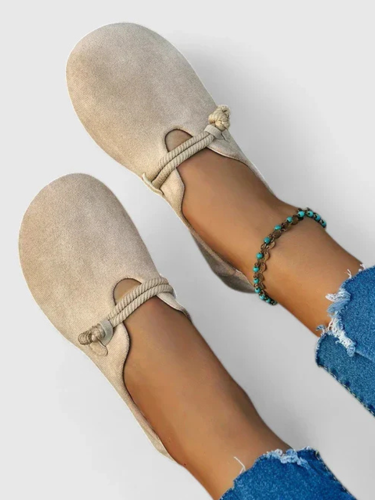 Avelisse | Cozy Comfort Footwear