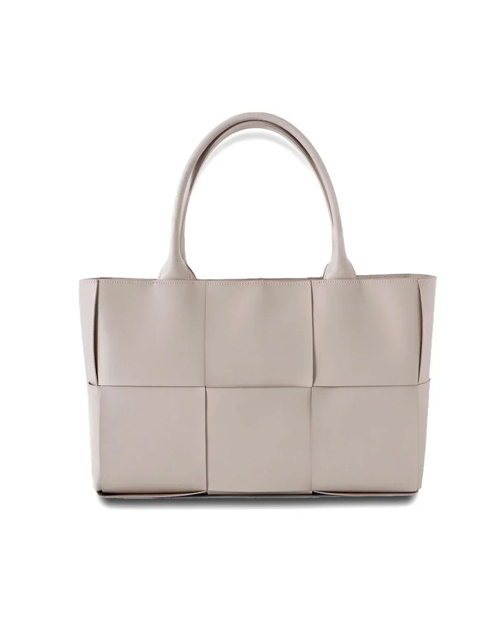 Serelune Tote Bag by Annie