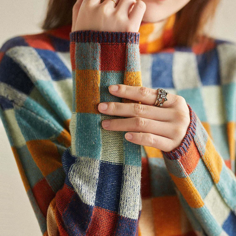 Van Gogh Luxe Sweater Warmer