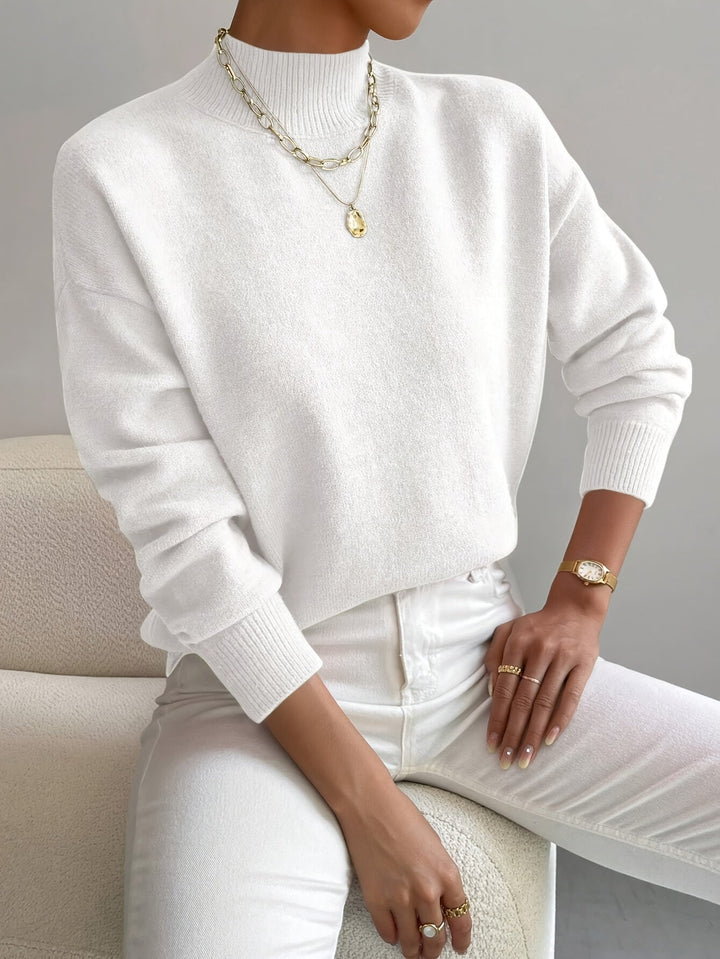 Flora | Classic Sweater with Modern Cut