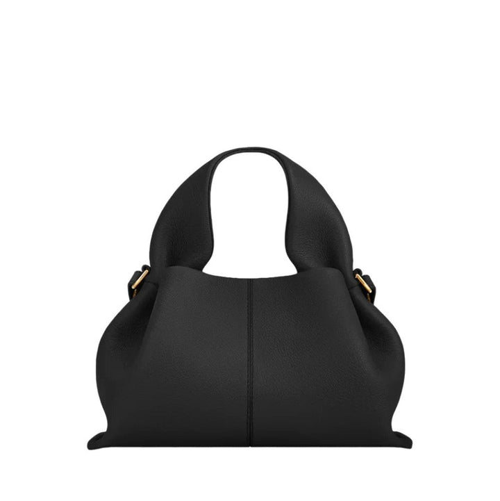 Annie | Chic Travel Companion