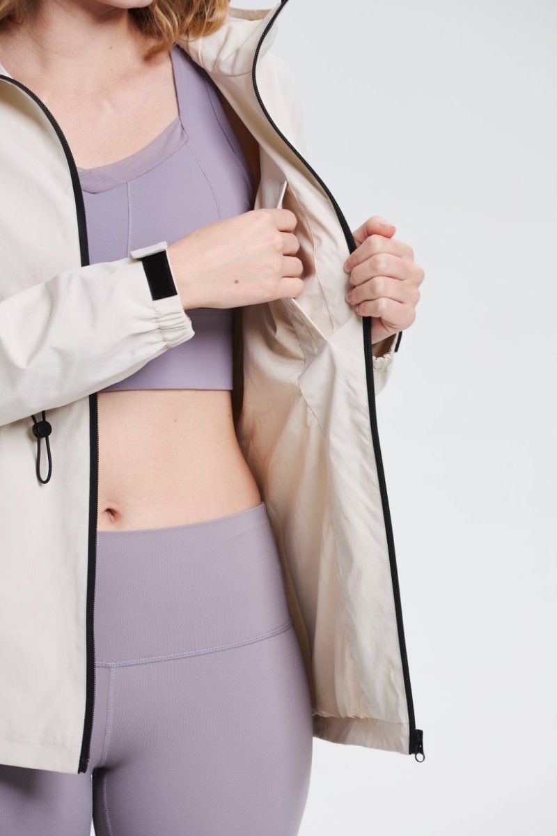 SAGE | ULTRA-LIGHT WATER-RESISTANT RAIN JACKET