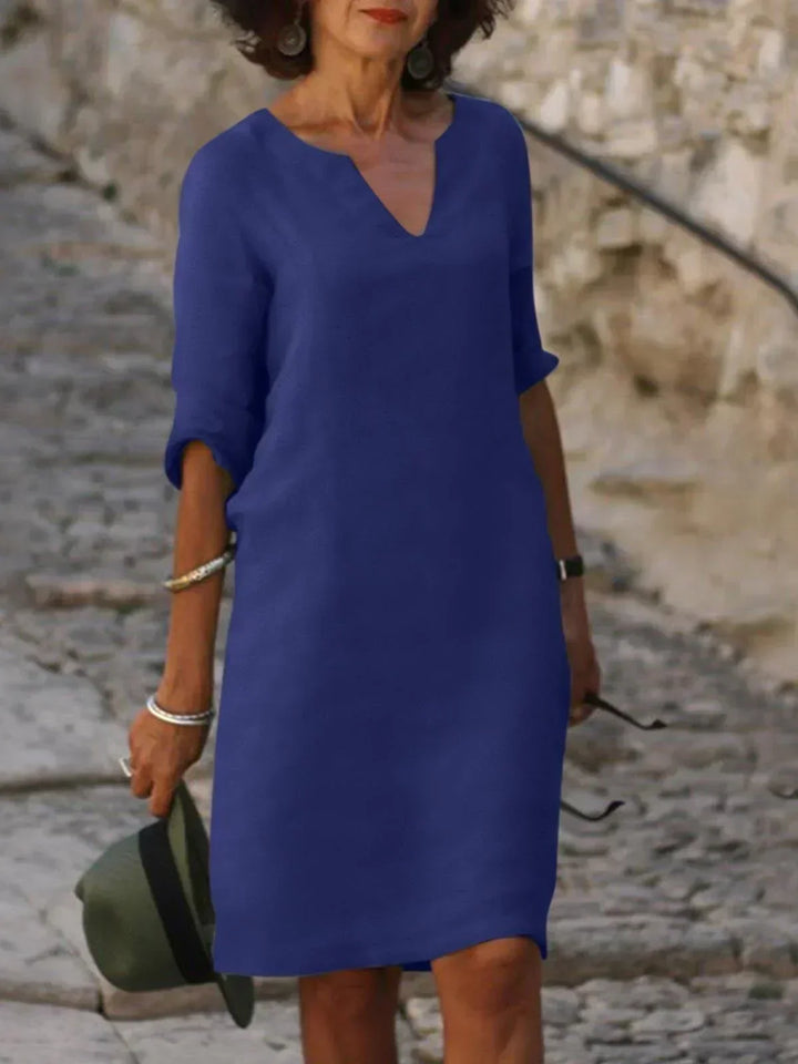 Alice | Elegant Dress with V-neck