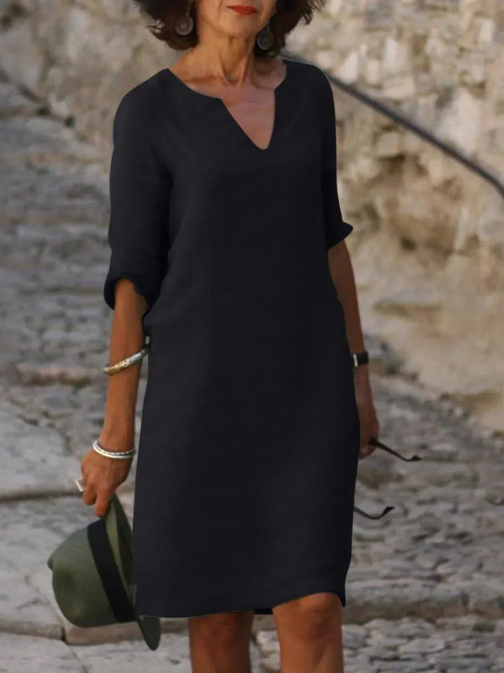 Alice | Elegant Dress with V-neck