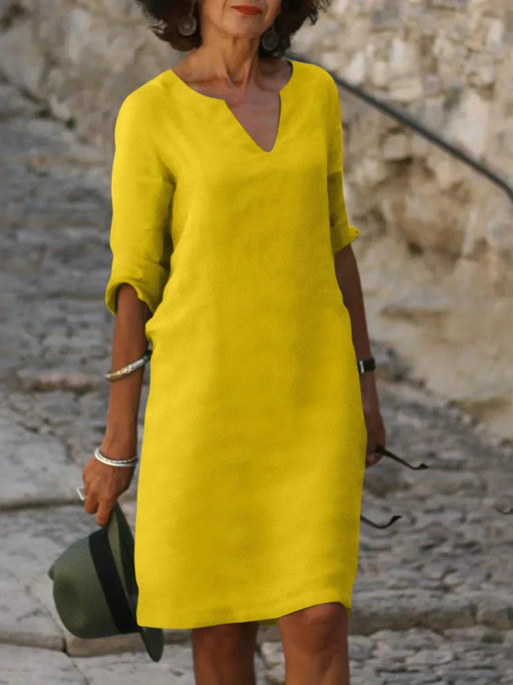Alice | Elegant Dress with V-neck