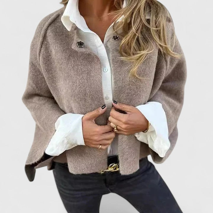 Valeryanne | Chic Elegance Jacket