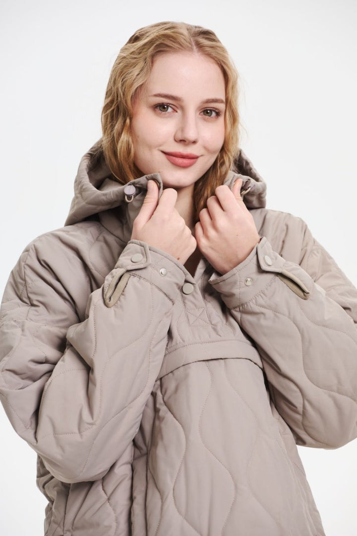 WILLOW | HOODED JACKET WITH QUILTED WATER-REPELLENT DESIGN
