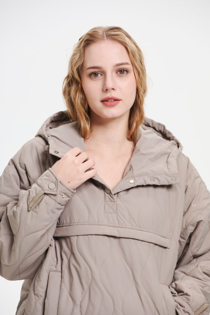 WILLOW | HOODED JACKET WITH QUILTED WATER-REPELLENT DESIGN