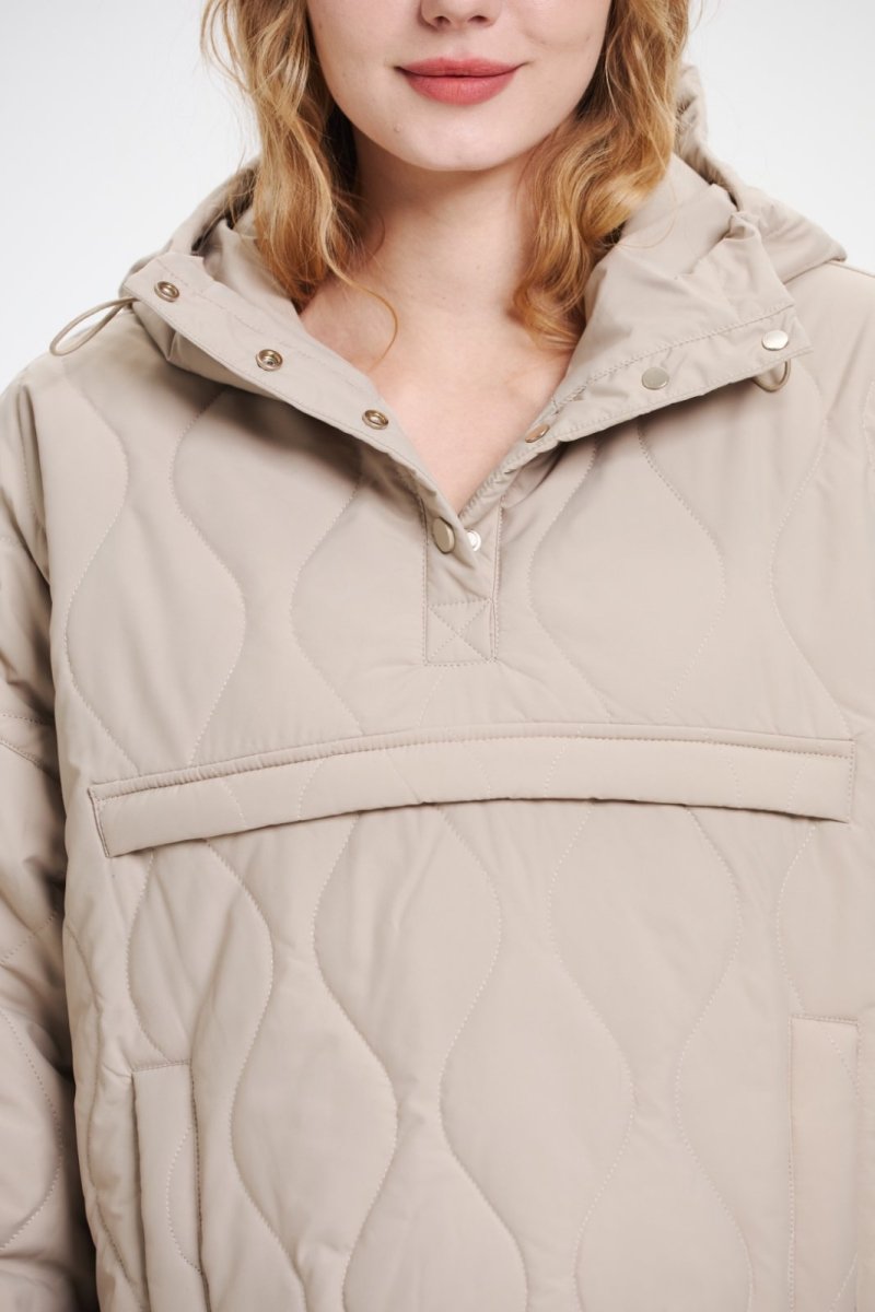 WILLOW | HOODED JACKET WITH QUILTED WATER-REPELLENT DESIGN