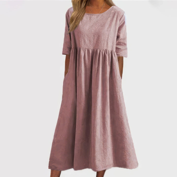 Nina | Relaxed Dress with Round Neck and Pockets