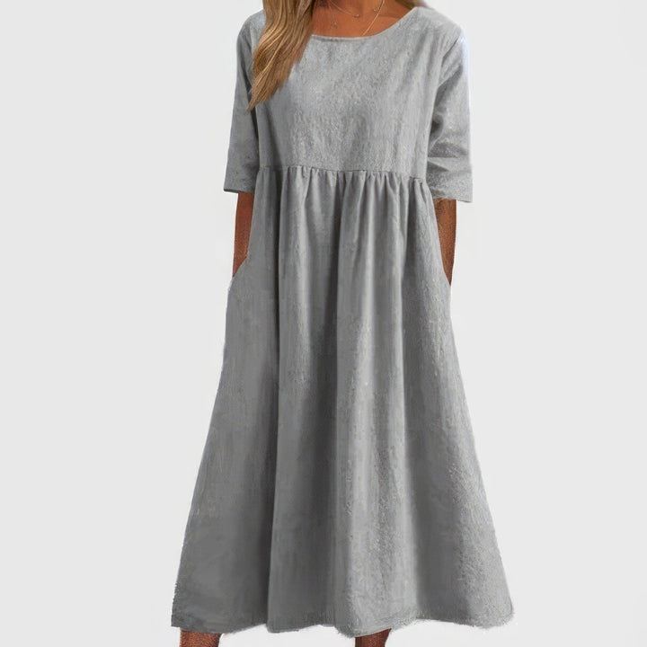 Nina | Relaxed Dress with Round Neck and Pockets